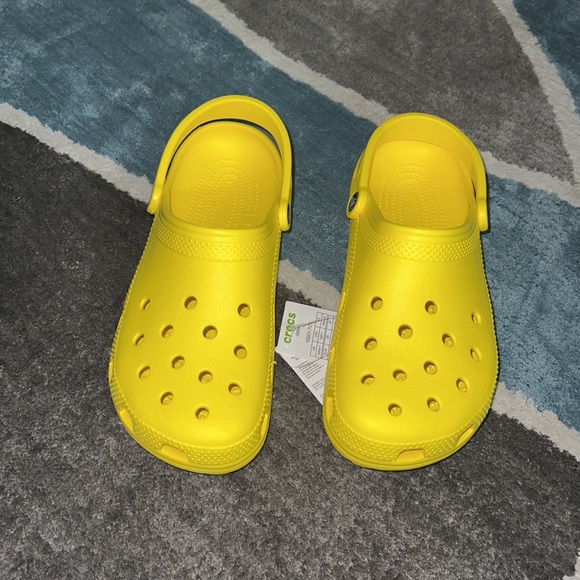 Crocs - Picture 2 of 3